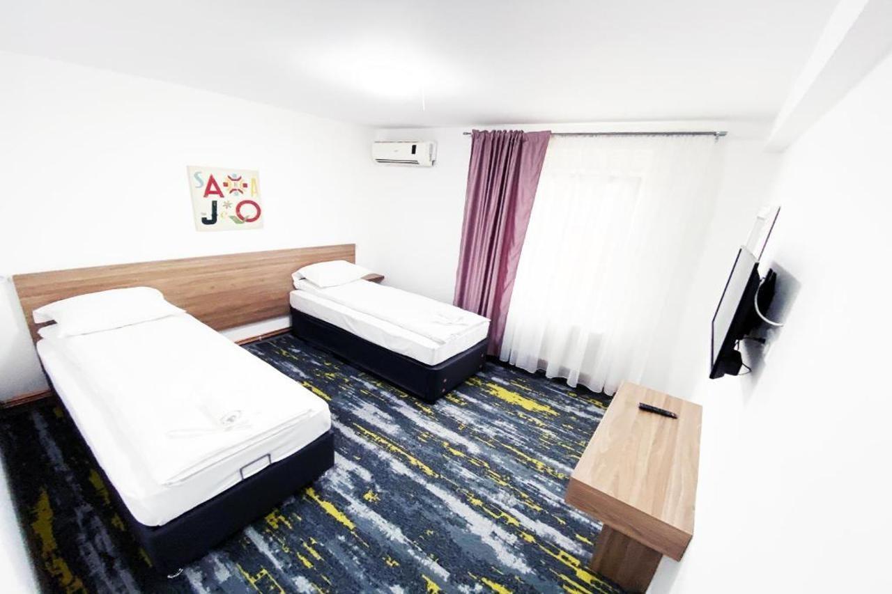 Hotel Suljovic Ilidža Bagian luar foto