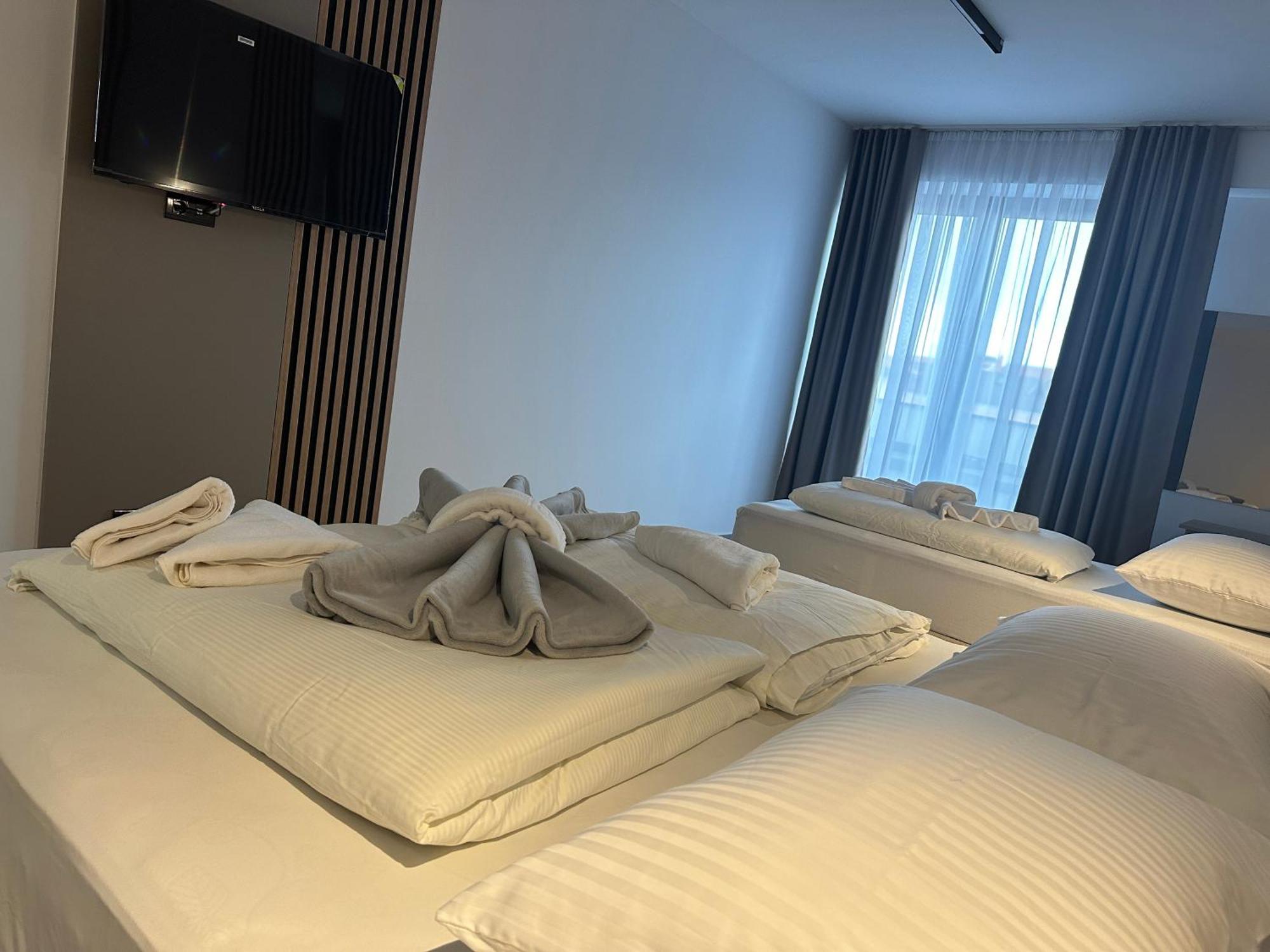 Hotel Suljovic Ilidža Bagian luar foto